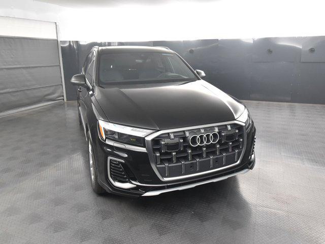 new 2025 Audi Q7 car, priced at $81,800