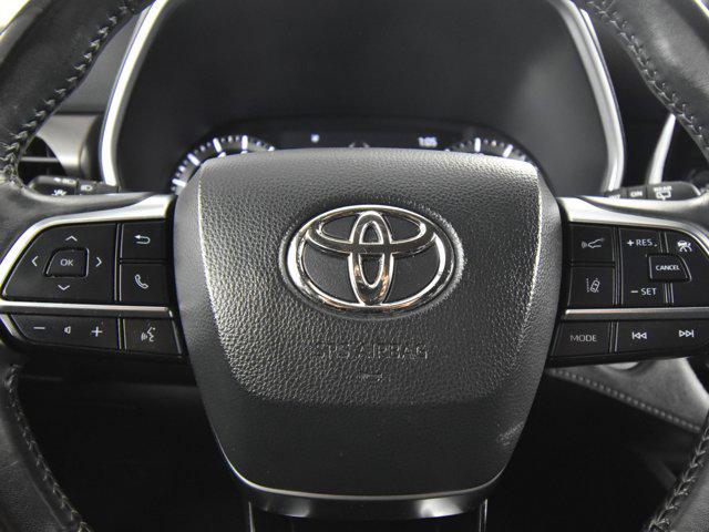 used 2021 Toyota Highlander car, priced at $33,717