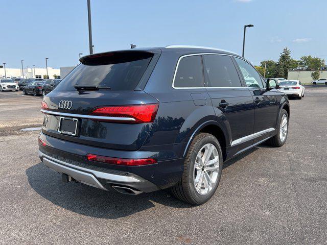 new 2025 Audi Q7 car, priced at $75,930