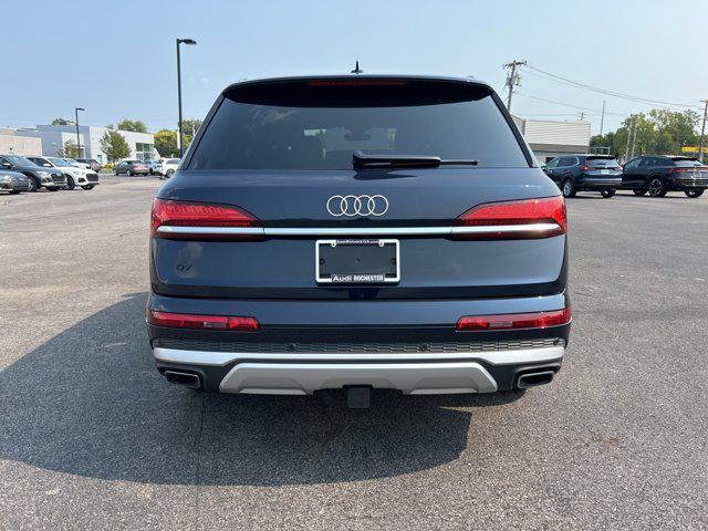 new 2025 Audi Q7 car, priced at $75,930