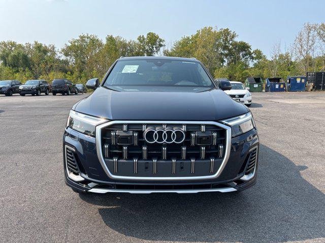 new 2025 Audi Q7 car, priced at $75,930