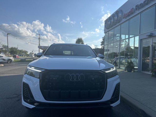 new 2025 Audi Q7 car, priced at $77,900