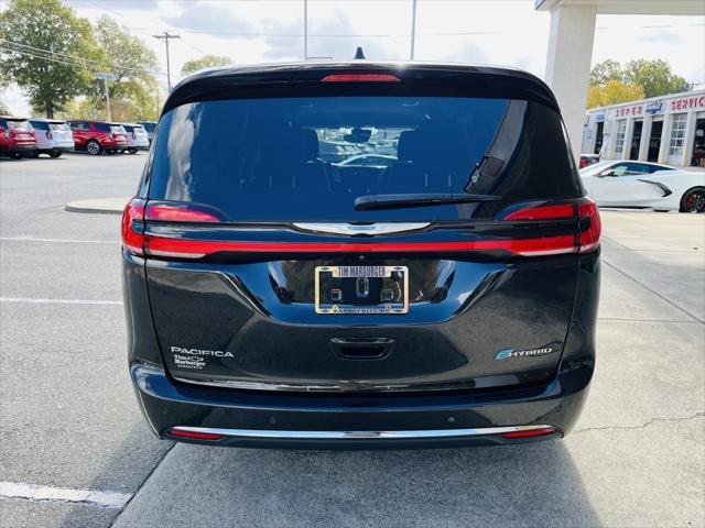 used 2021 Chrysler Pacifica Hybrid car, priced at $26,393