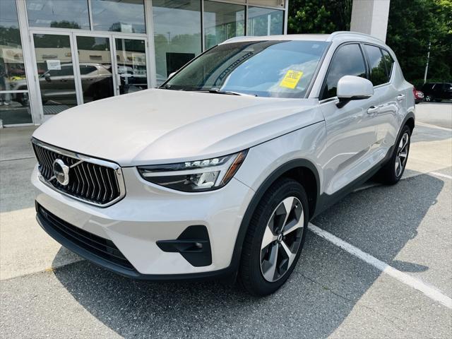 used 2023 Volvo XC40 car, priced at $32,299