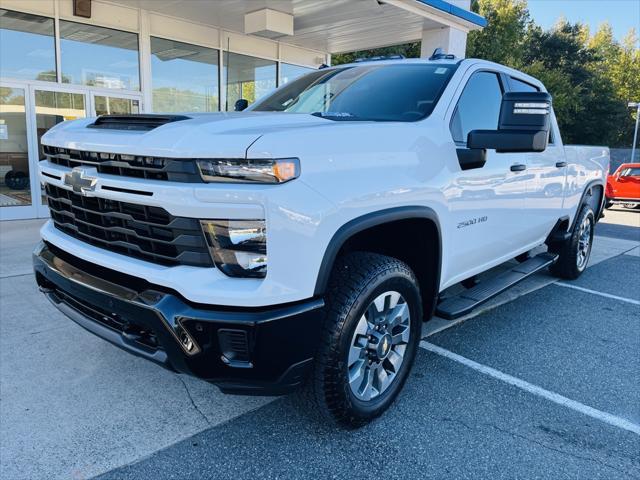 new 2025 Chevrolet Silverado 2500 car, priced at $58,000