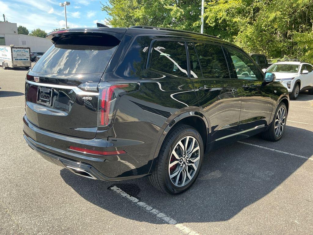 used 2023 Cadillac XT6 car, priced at $39,590