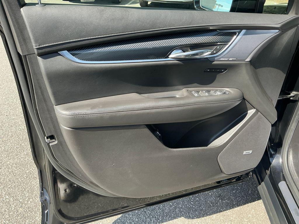 used 2023 Cadillac XT6 car, priced at $39,590