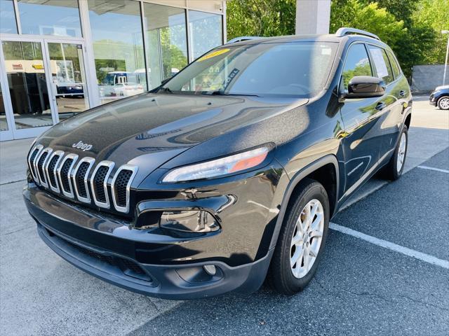 used 2017 Jeep Cherokee car, priced at $13,289