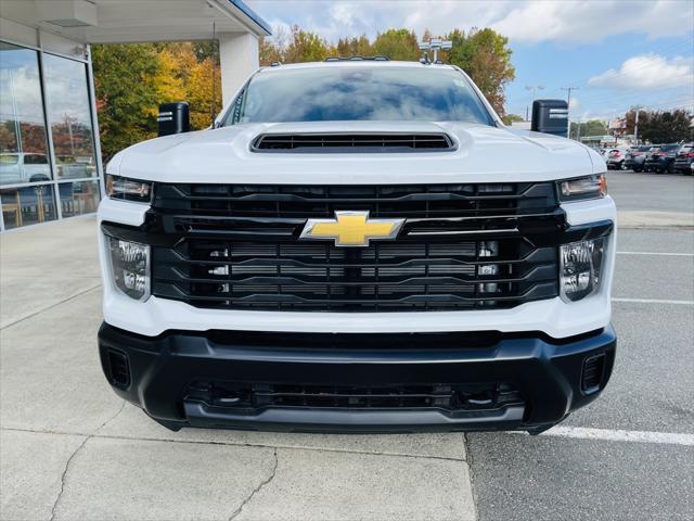 new 2025 Chevrolet Silverado 3500 car, priced at $65,000