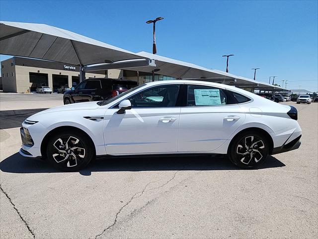 new 2024 Hyundai Sonata car, priced at $29,705