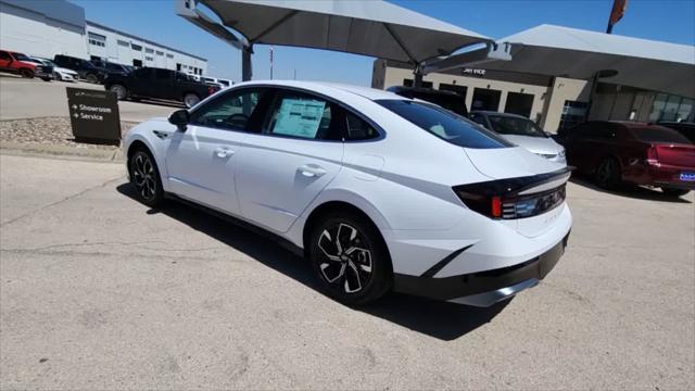 new 2024 Hyundai Sonata car, priced at $29,705