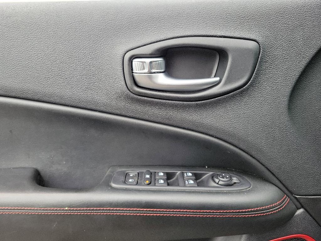 used 2020 Jeep Compass car, priced at $18,995