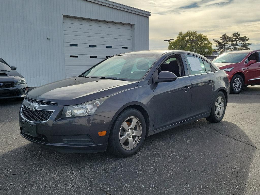 used 2014 Chevrolet Cruze car, priced at $6,500