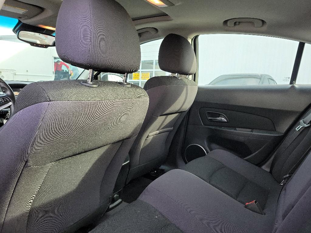 used 2014 Chevrolet Cruze car, priced at $6,500