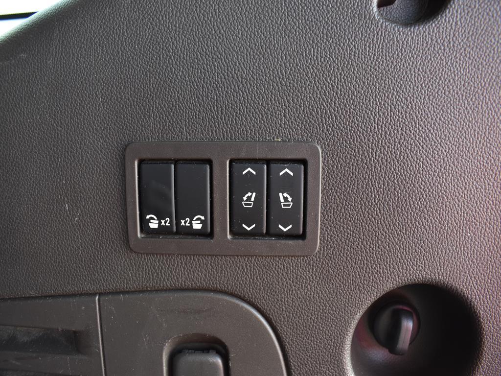 used 2015 GMC Yukon car, priced at $21,995