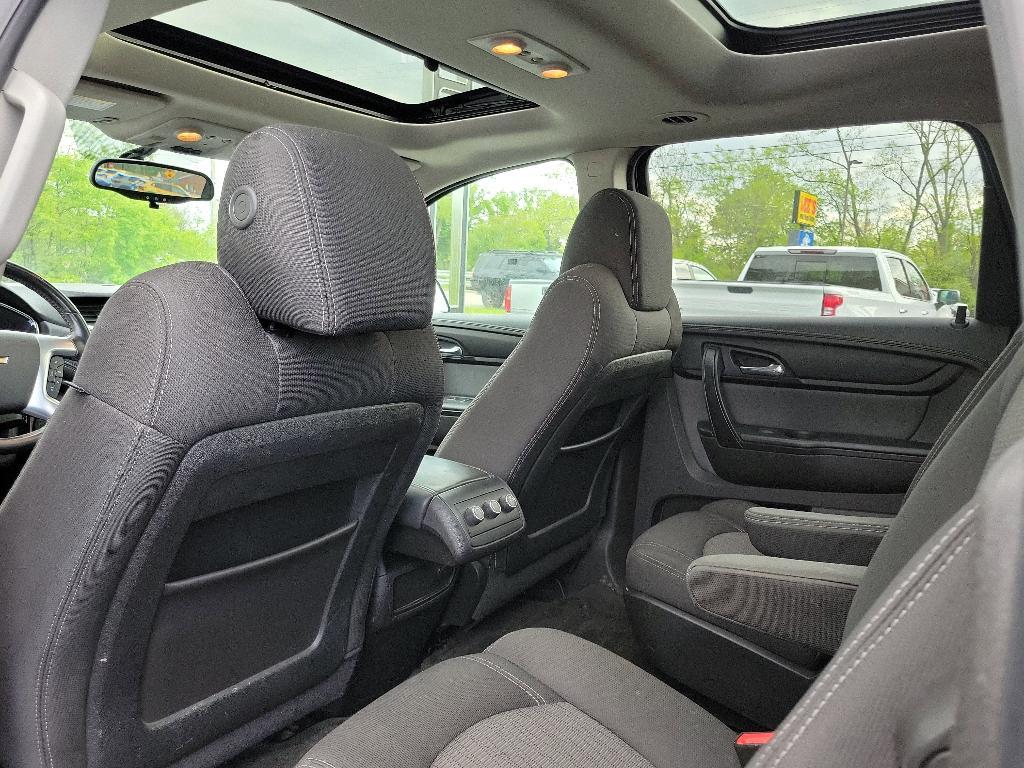 used 2013 Chevrolet Traverse car, priced at $5,250