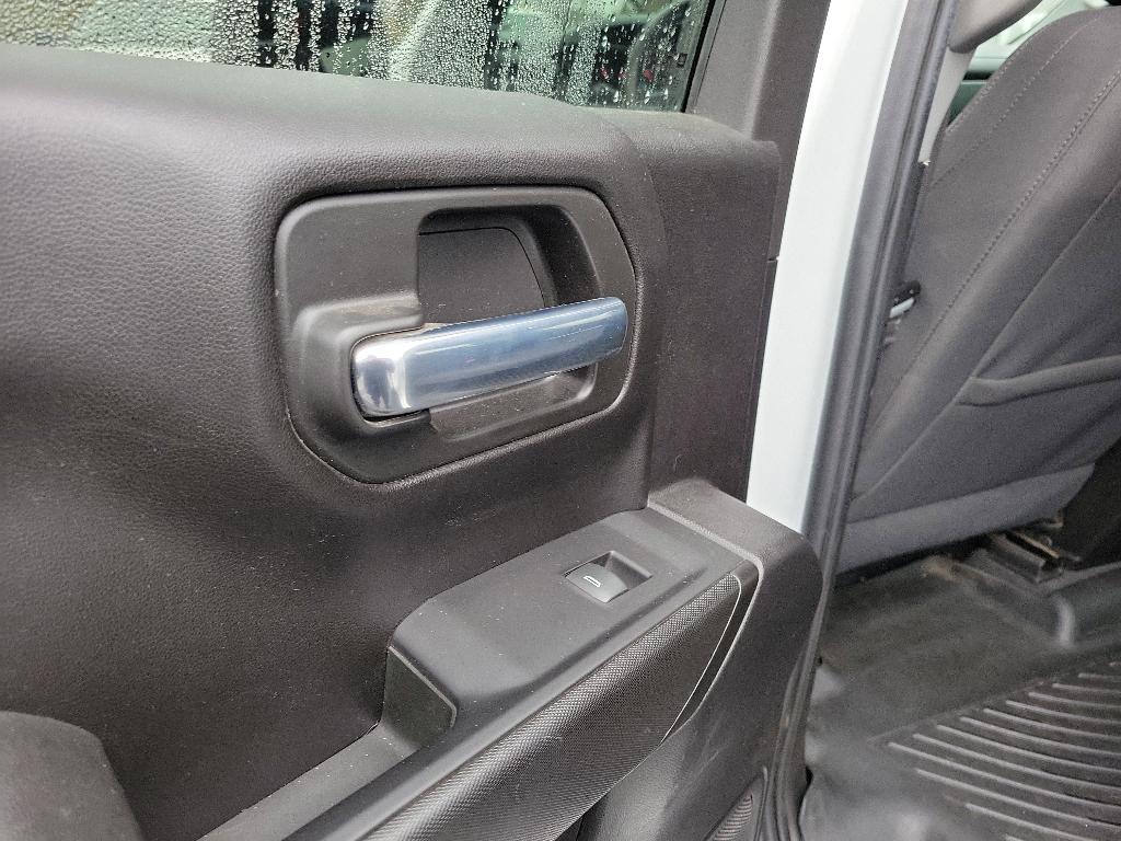 used 2022 Chevrolet Silverado 1500 car, priced at $26,995