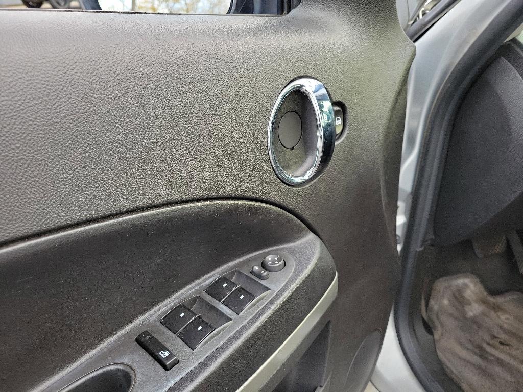 used 2010 Chevrolet HHR car, priced at $2,995