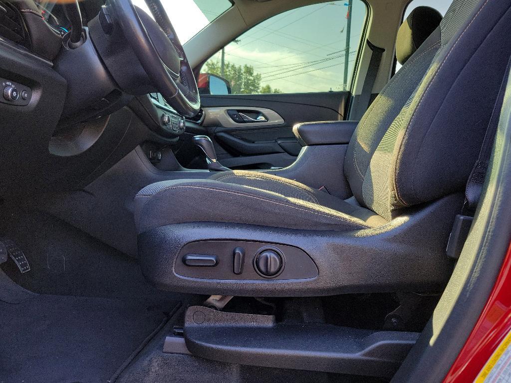 used 2020 Chevrolet Traverse car, priced at $21,995