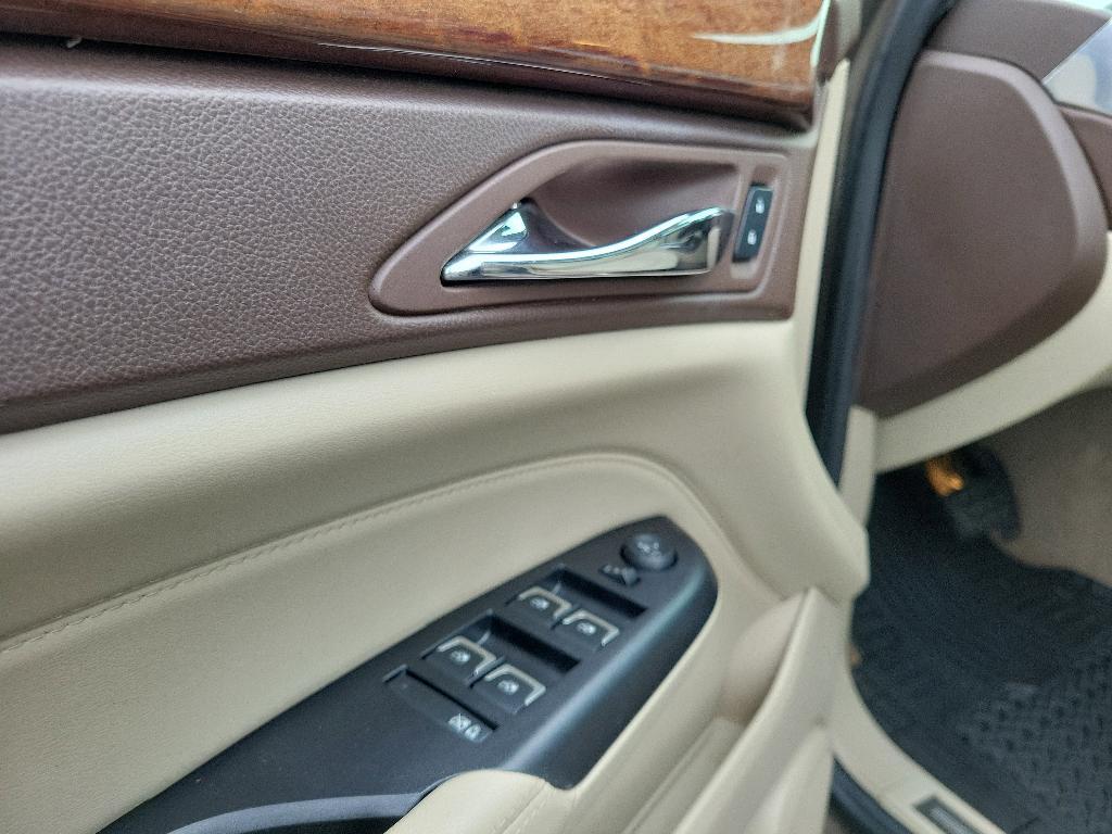 used 2014 Cadillac SRX car, priced at $11,111