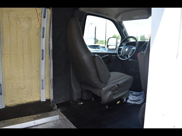 used 2018 Chevrolet Express 3500 car