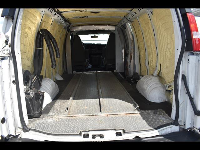 used 2018 Chevrolet Express 3500 car