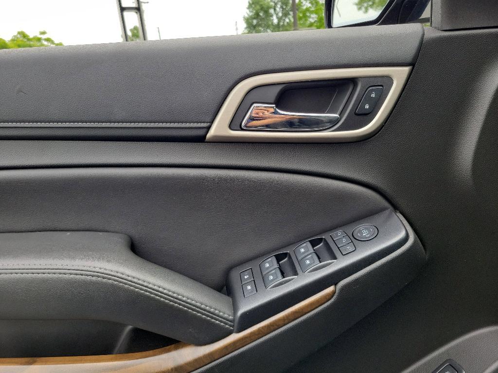 used 2019 GMC Yukon XL car, priced at $32,495