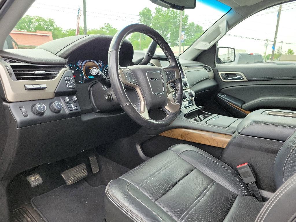 used 2019 GMC Yukon XL car, priced at $32,495