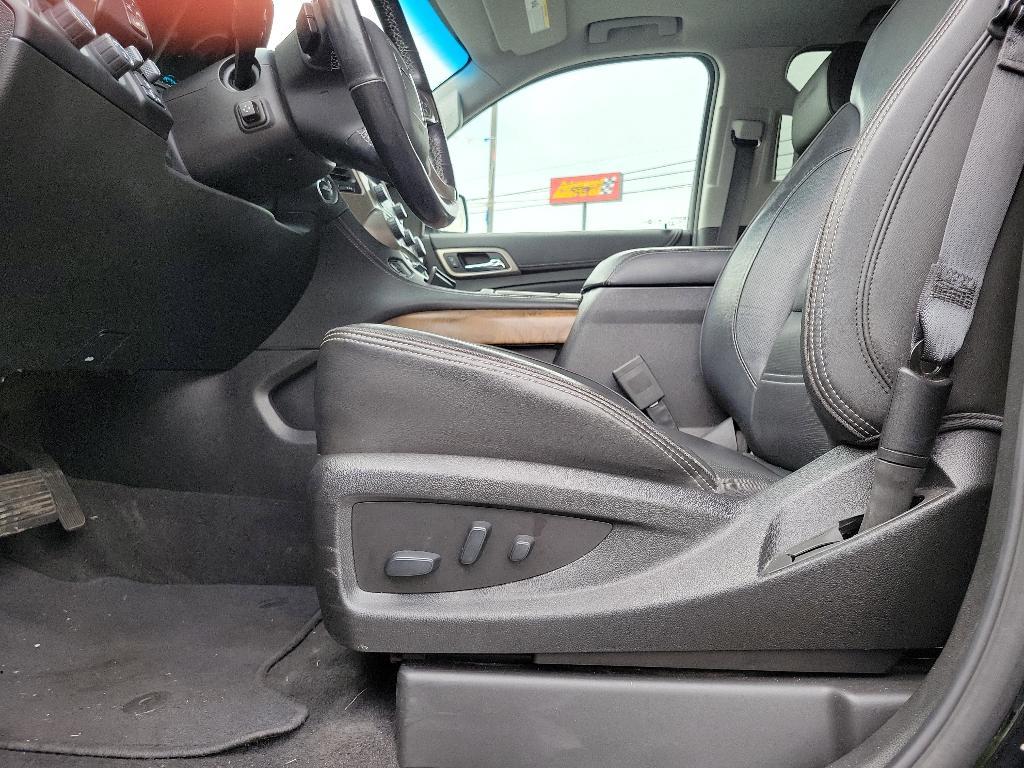 used 2019 GMC Yukon XL car, priced at $32,495