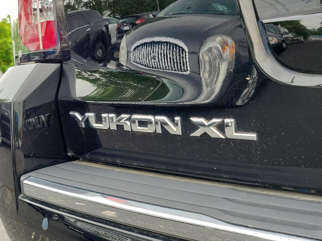 used 2019 GMC Yukon XL car, priced at $32,495