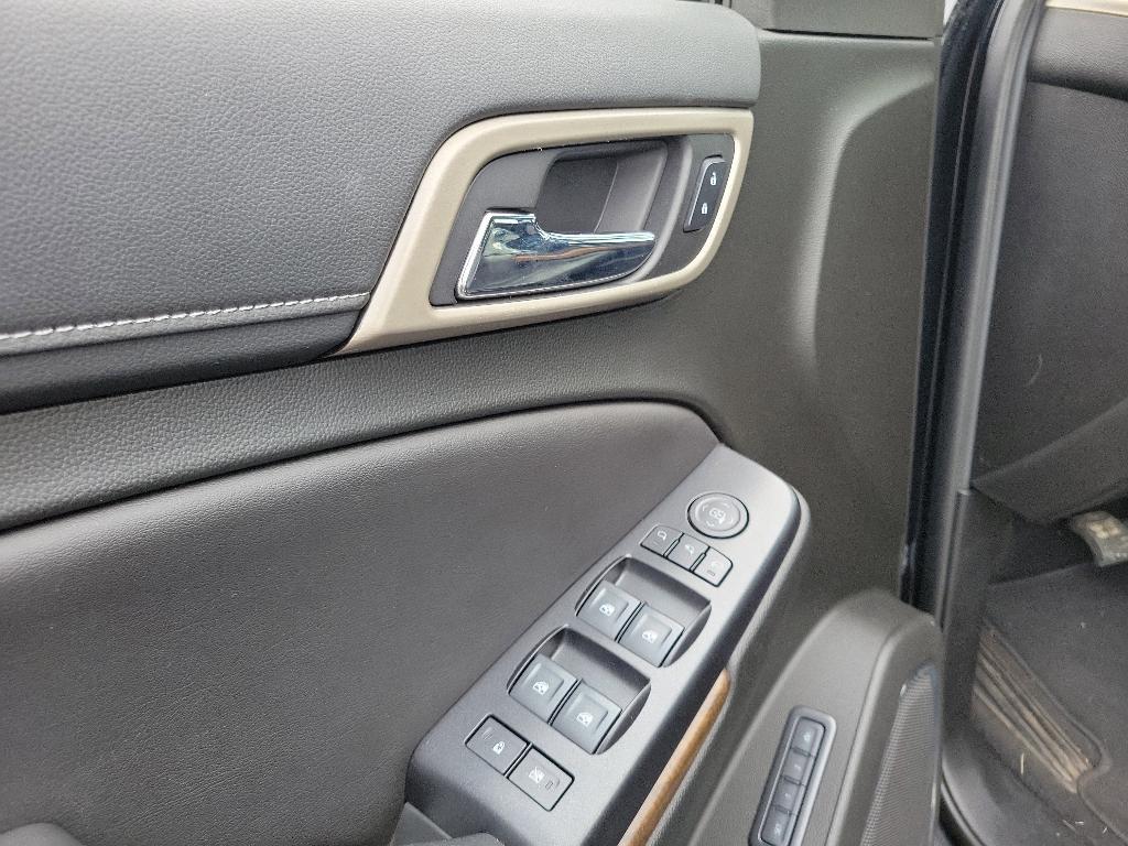 used 2019 GMC Yukon XL car, priced at $32,495