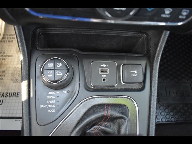 used 2020 Jeep Cherokee car, priced at $20,995