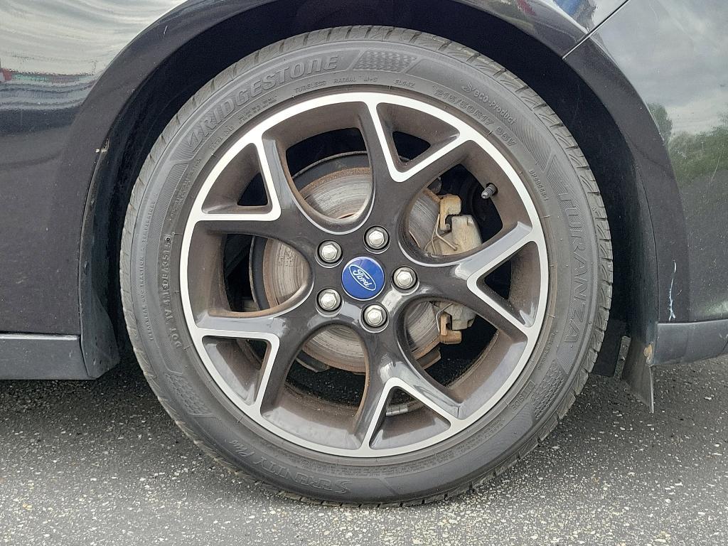 used 2012 Ford Focus car, priced at $7,995