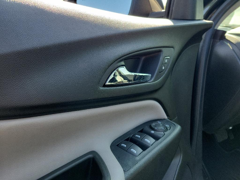 used 2020 Chevrolet Equinox car, priced at $18,267