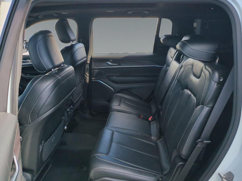 used 2023 Jeep Grand Cherokee L car