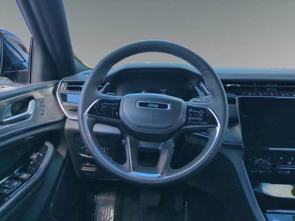 used 2023 Jeep Grand Cherokee L car