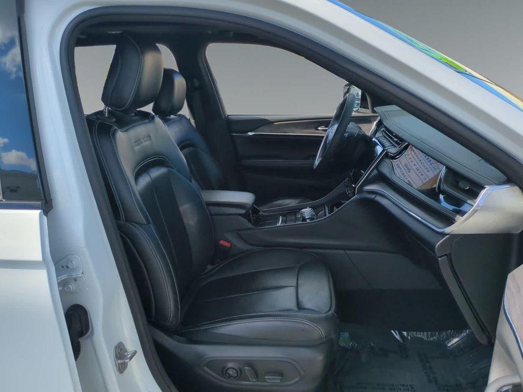 used 2023 Jeep Grand Cherokee L car