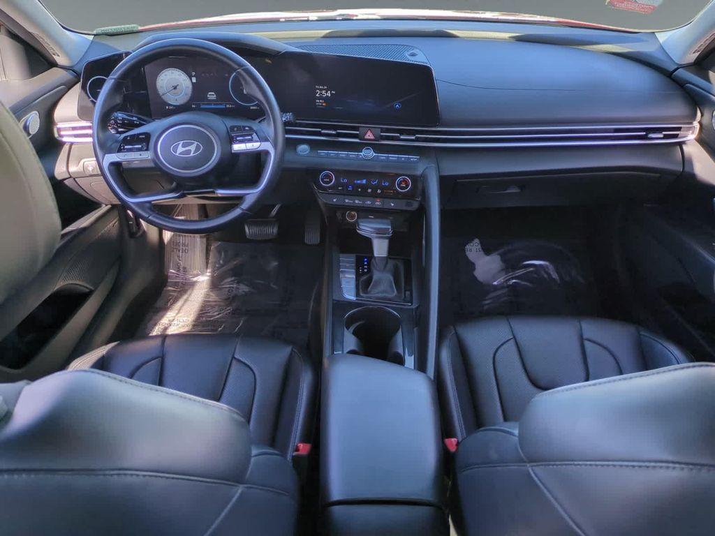 used 2024 Hyundai Elantra car