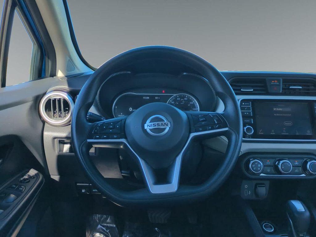 used 2021 Nissan Versa car