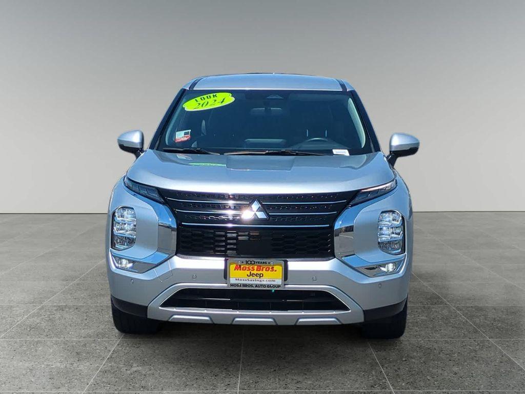 used 2024 Mitsubishi Outlander car