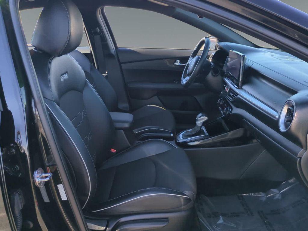 used 2023 Kia Forte car
