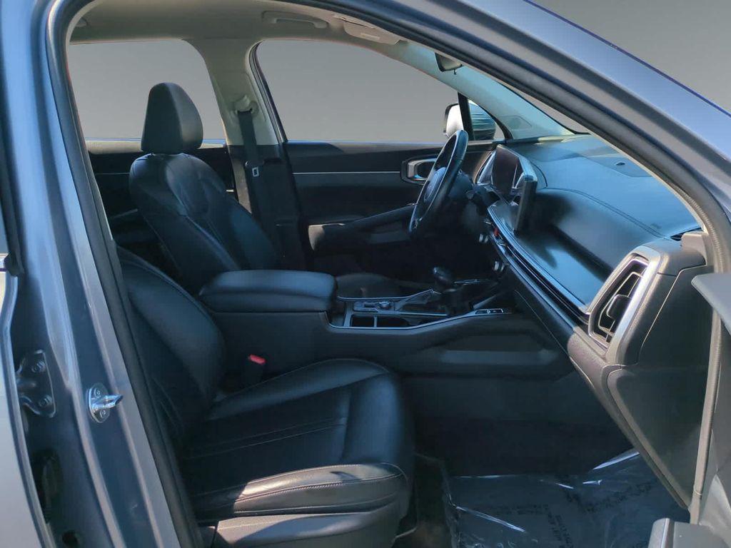 used 2024 Kia Sorento car, priced at $28,750