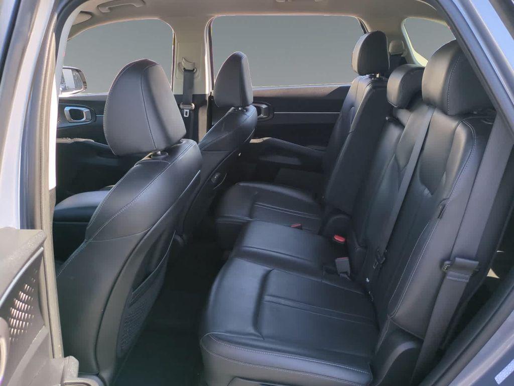 used 2024 Kia Sorento car, priced at $28,750