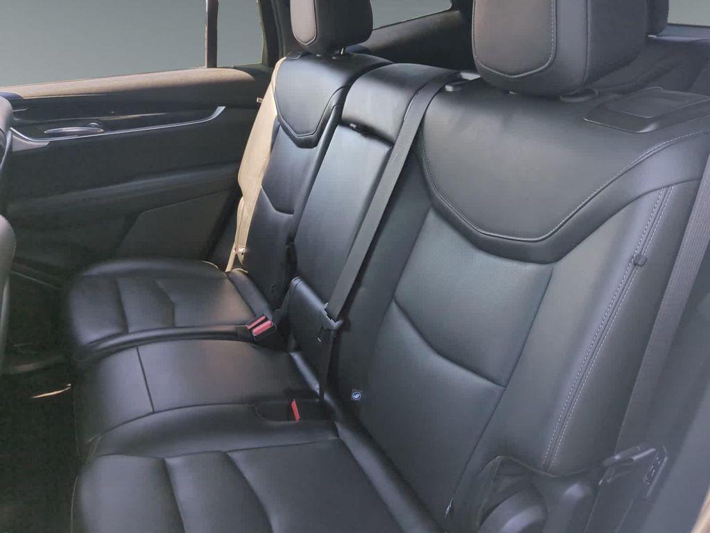 used 2024 Cadillac XT6 car, priced at $38,900