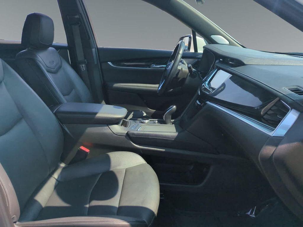 used 2024 Cadillac XT6 car, priced at $38,900