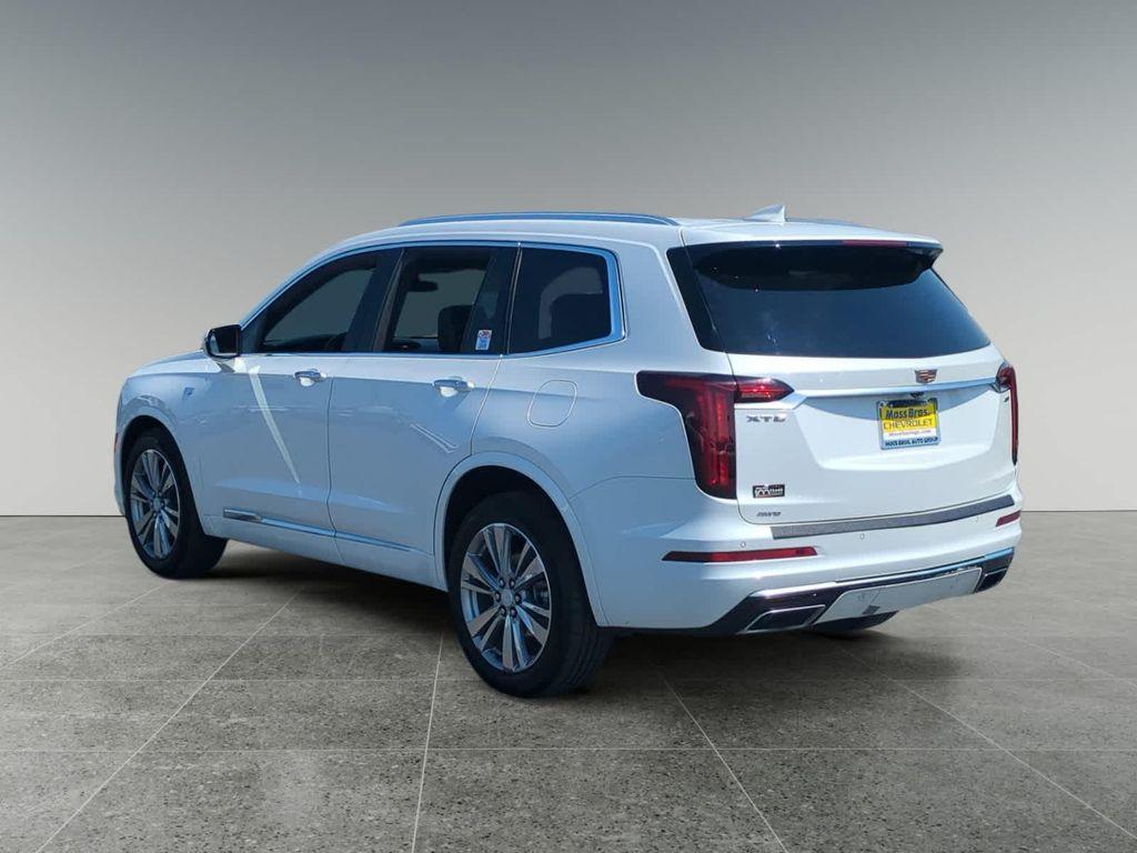 used 2024 Cadillac XT6 car, priced at $38,900