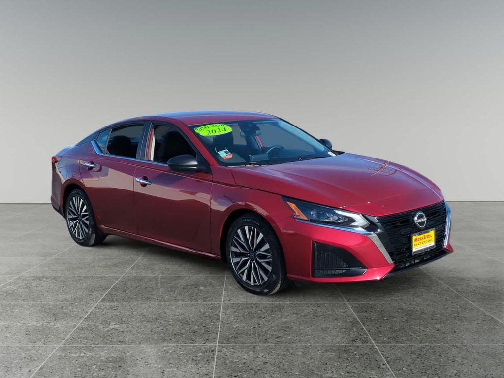used 2024 Nissan Altima car