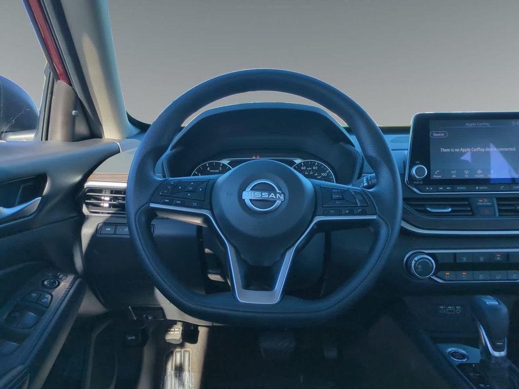 used 2024 Nissan Altima car