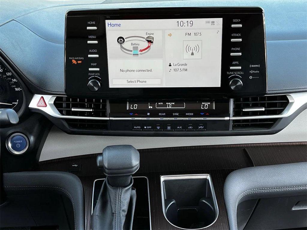 used 2024 Toyota Sienna car, priced at $36,989