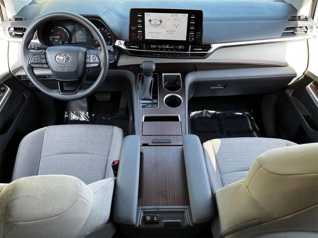 used 2024 Toyota Sienna car, priced at $36,989